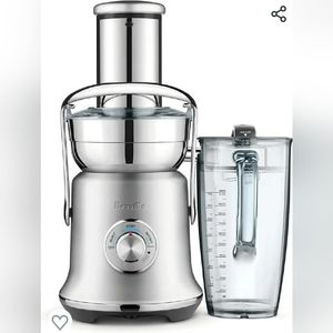 Brand New Breville Juicer